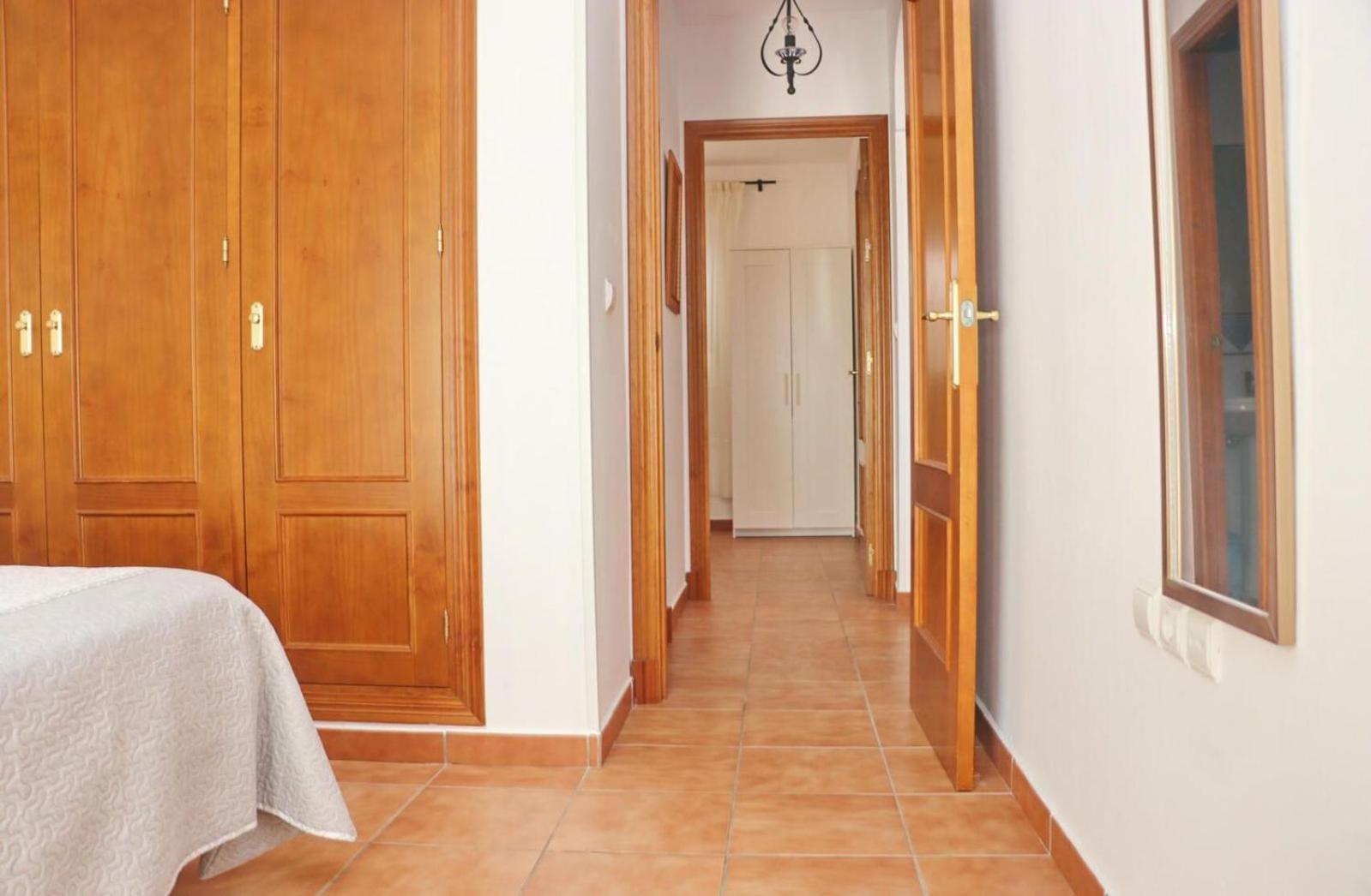 Apartamento Vistas Al Parque كونيل ذي لا فرونتيرا المظهر الخارجي الصورة