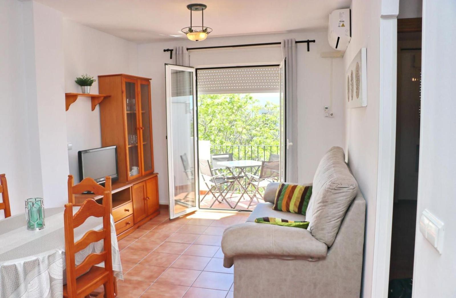 Apartamento Vistas Al Parque كونيل ذي لا فرونتيرا المظهر الخارجي الصورة